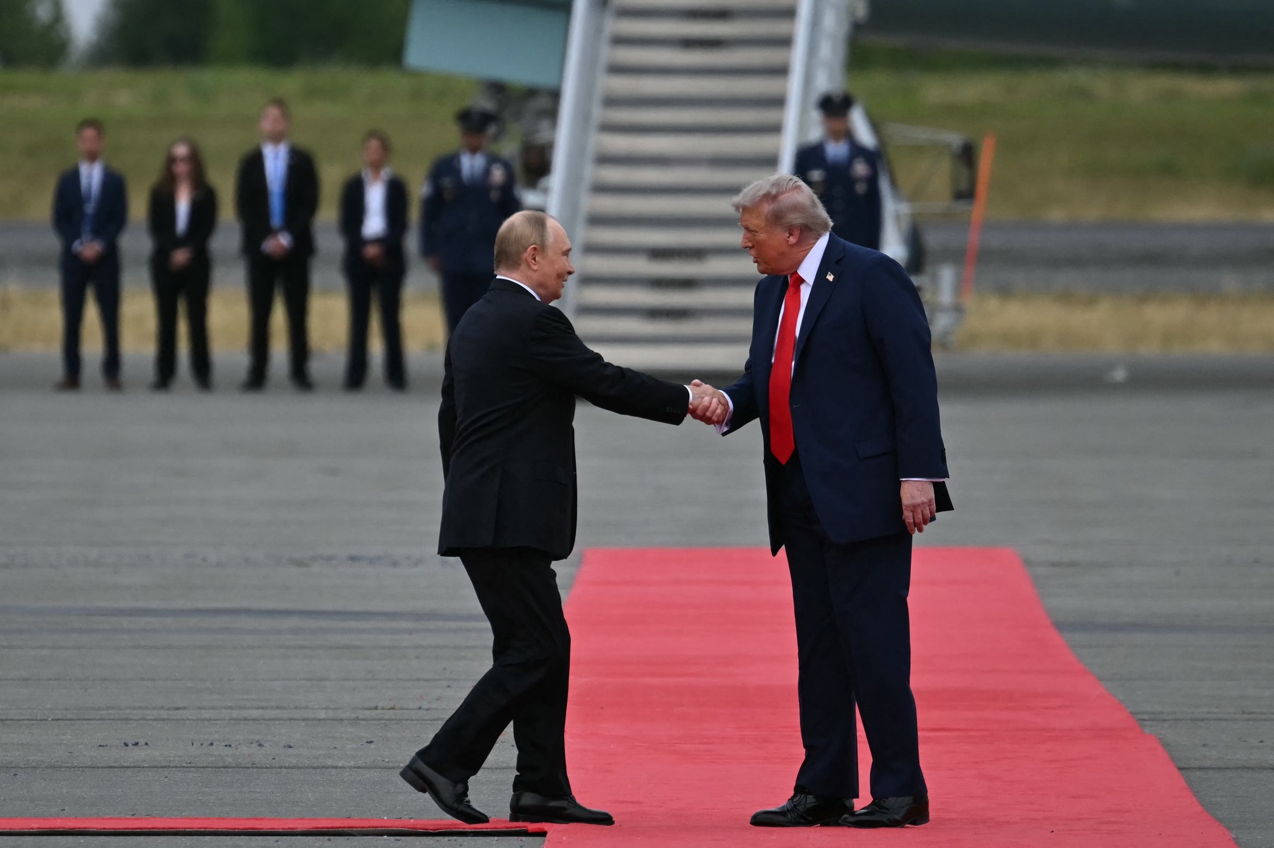 Restricții asupra terminalelor Starlink de uz militar stârnesc tensiuni între Ucraina și administrația Trump