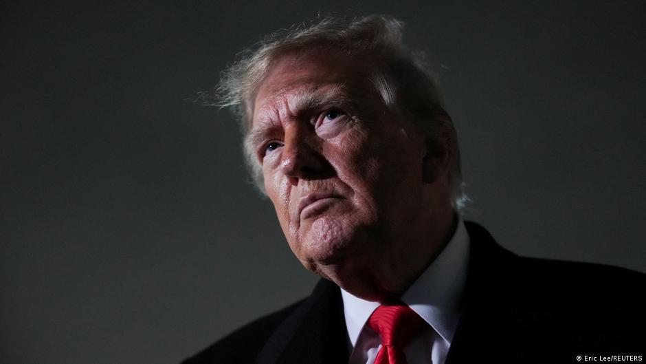 Trump îl acuză pe Zelenski că blochează pacea și critică atacurile ucrainene asupra rafinăriilor rusești