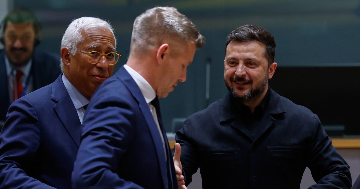 Zelenski solicită României și țărilor vecine facilitarea tranzitului cerealelor ucrainene