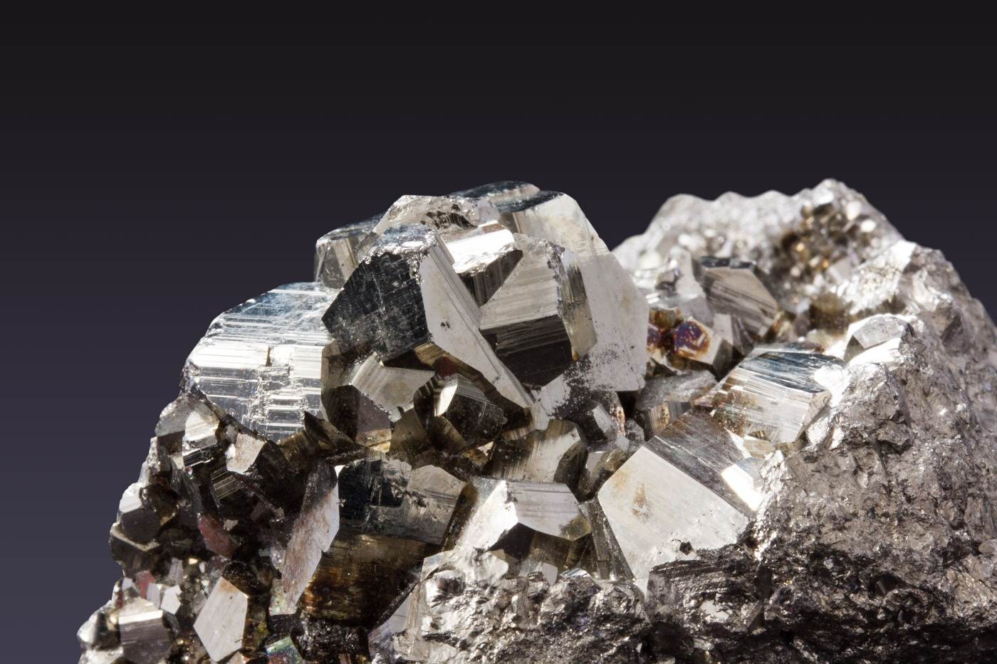 Deficitul energetic amenință procesarea mineralelor critice în Africa