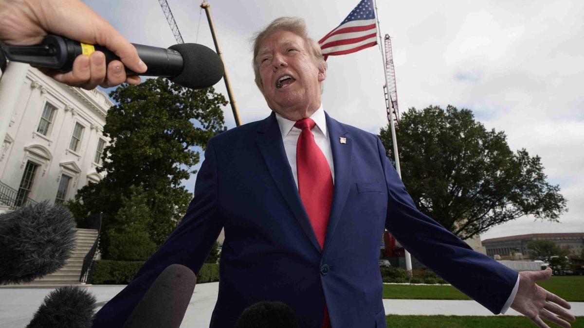 Strategia lui Trump în Ucraina: Relaxarea presiunii asupra Moscovei și atacuri asupra lui Zelenski