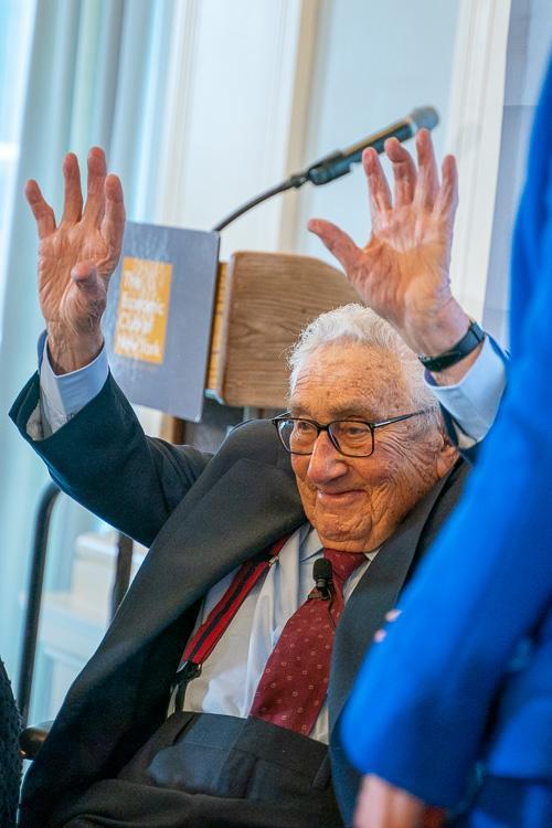 Avertismentul lui Kissinger din 1996: Rusia și ambițiile de recuperare a statutului imperial