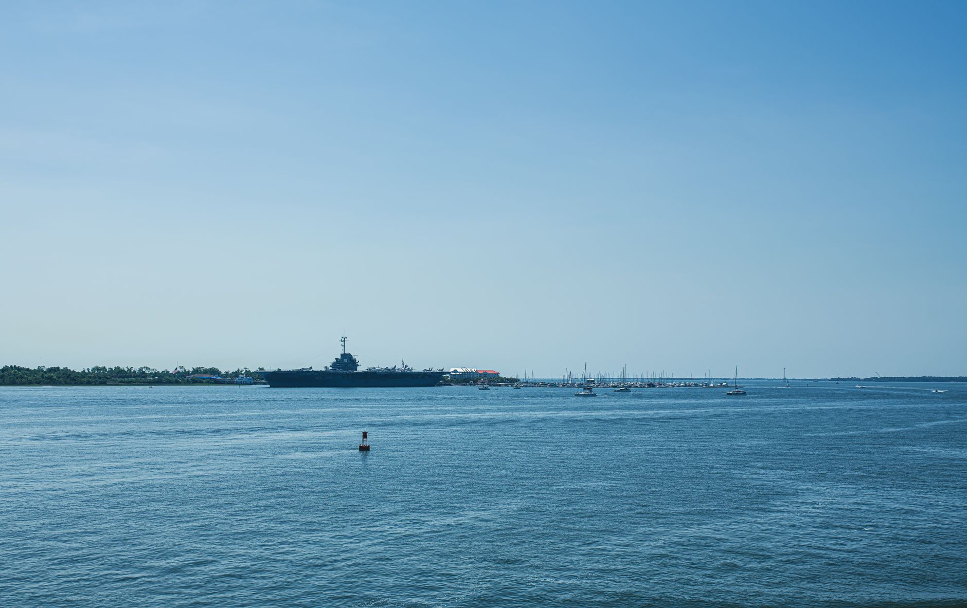 Tensiuni în Pacific: China a urmărit nava militară americană USS Charleston în Marea Chinei de Sud