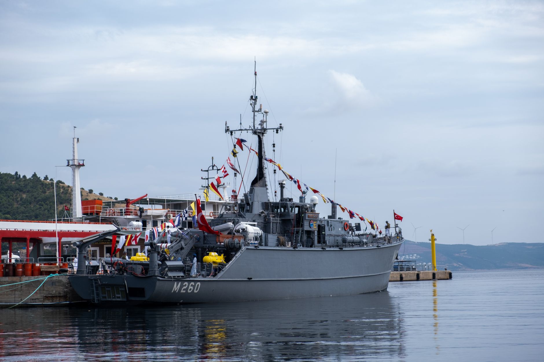 NATO consolidează prezența militară în Marea Neagră după intensificarea atacurilor rusești asupra navelor