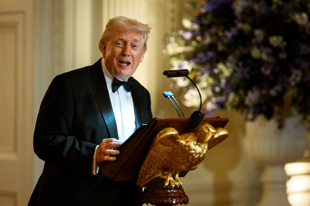 Trump anunță că sfârșitul războiului din Ucraina este aproape; pregătiri pentru negocieri trilaterale