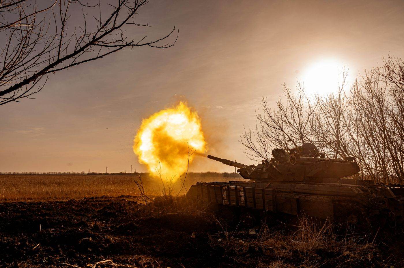 Ucraina va utiliza agenția NATO pentru achiziția de armament și echipamente militare