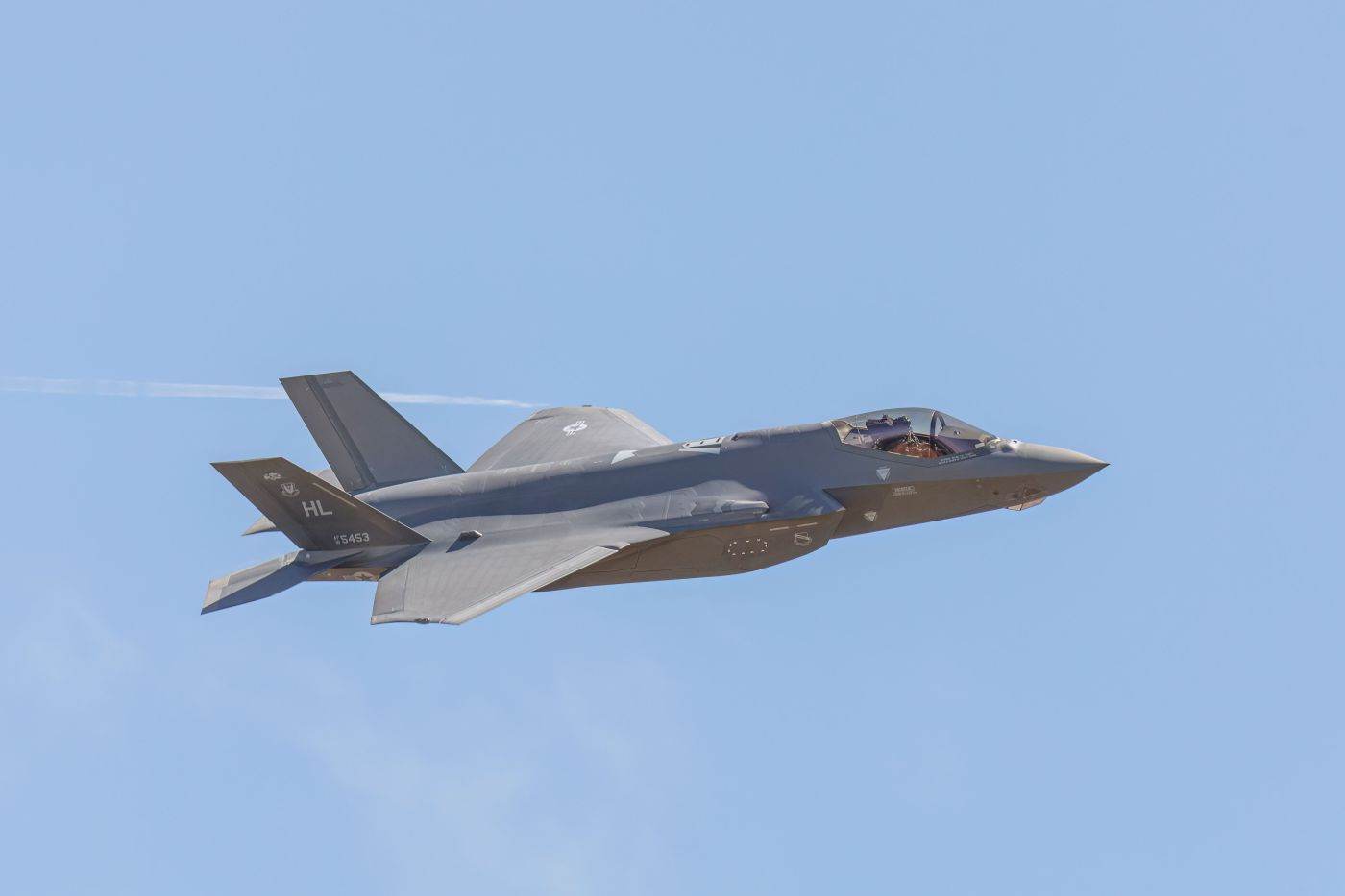 Pentagonul și Lockheed Martin finalizează un acord masiv pentru livrarea a 850 de avioane F-35