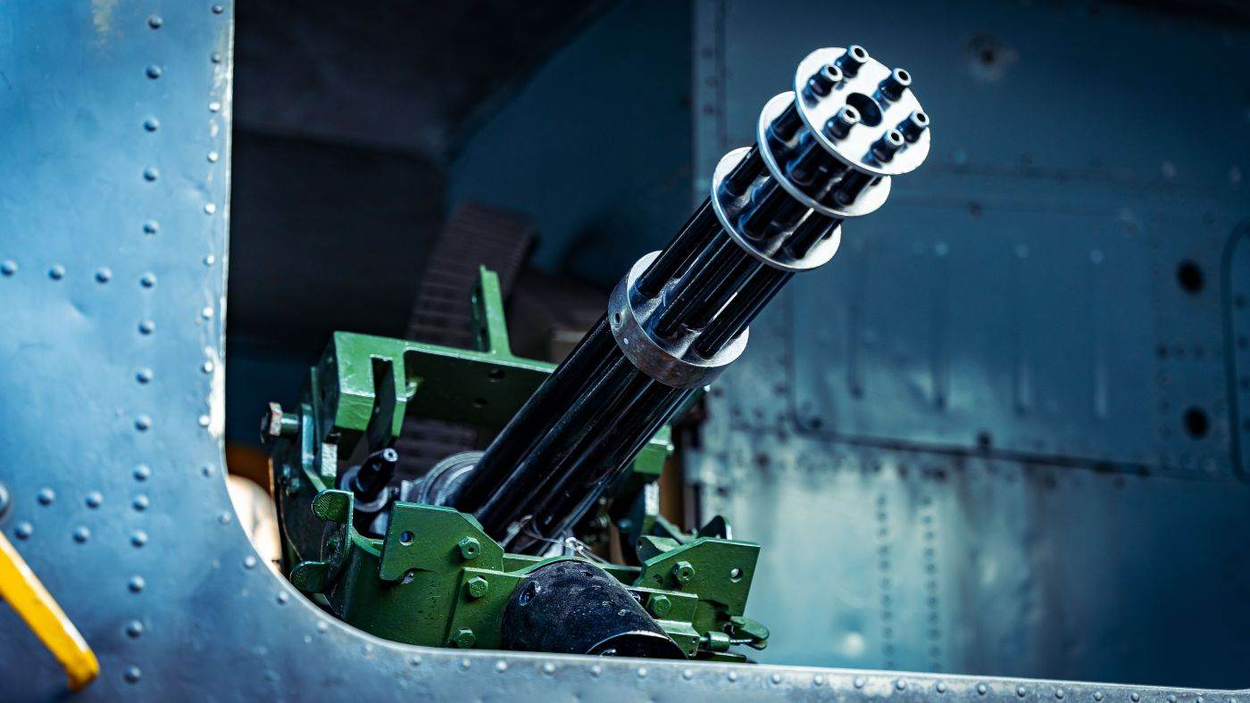 Marea Britanie reluază producția de armament de calibru mare pentru consolidarea capacităților de apărare