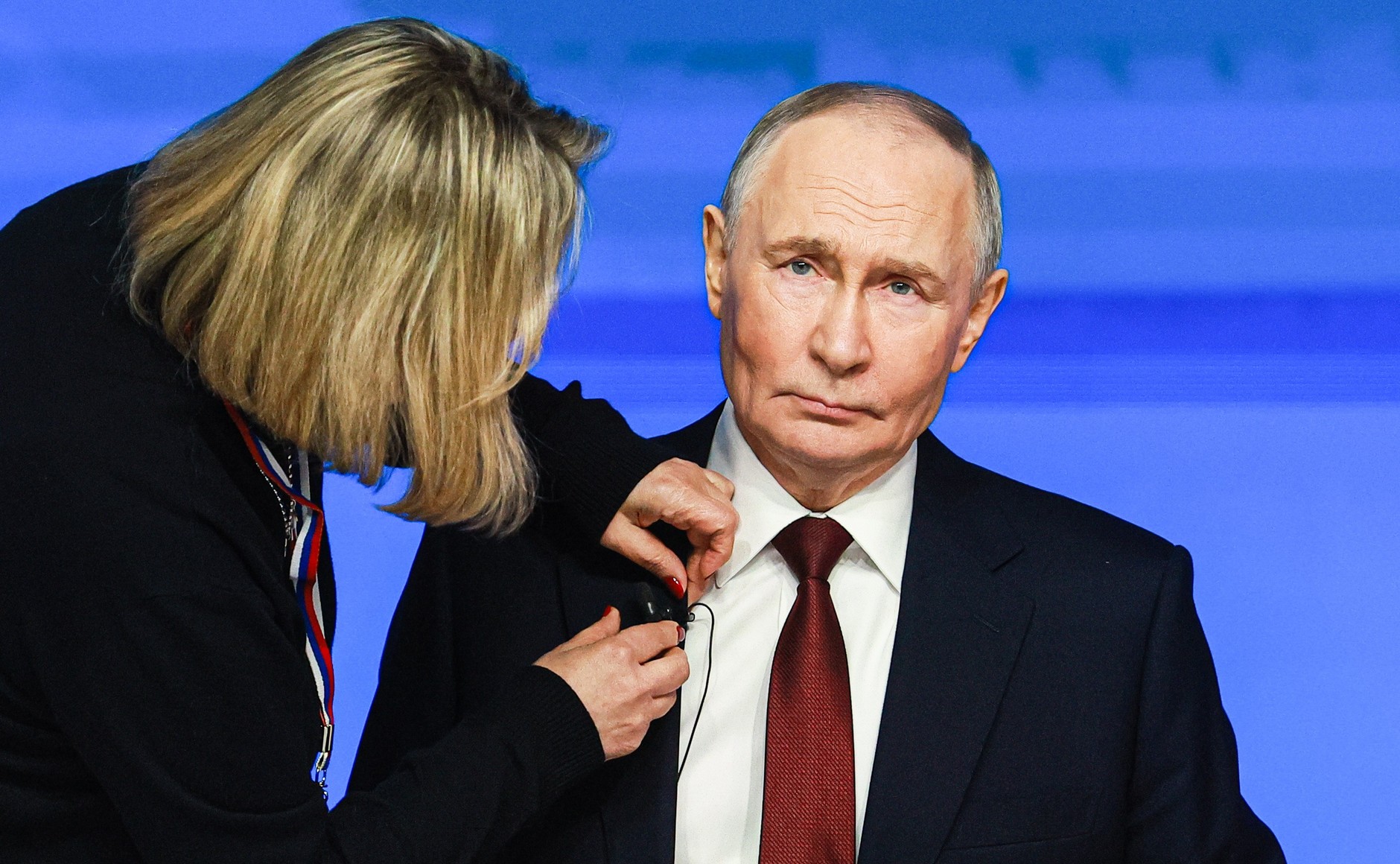 Putin respinge amenințările europene și propune negocieri trilaterale în noiembrie