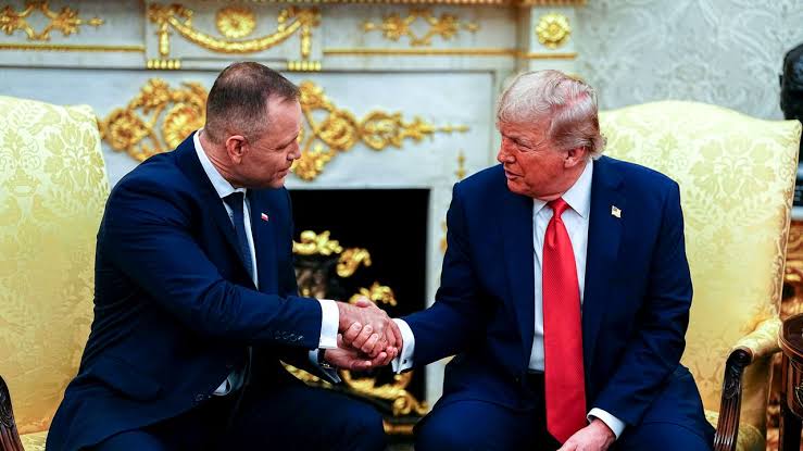 Donald Trump anunță progrese pentru înființarea unei baze militare permanente în Polonia