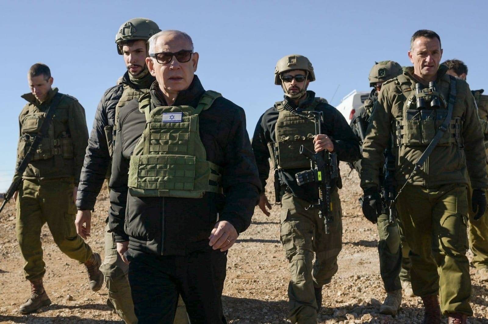 Benjamin Netanyahu ordonă izolarea completă a Cisiordaniei după un atac armat la Hebron