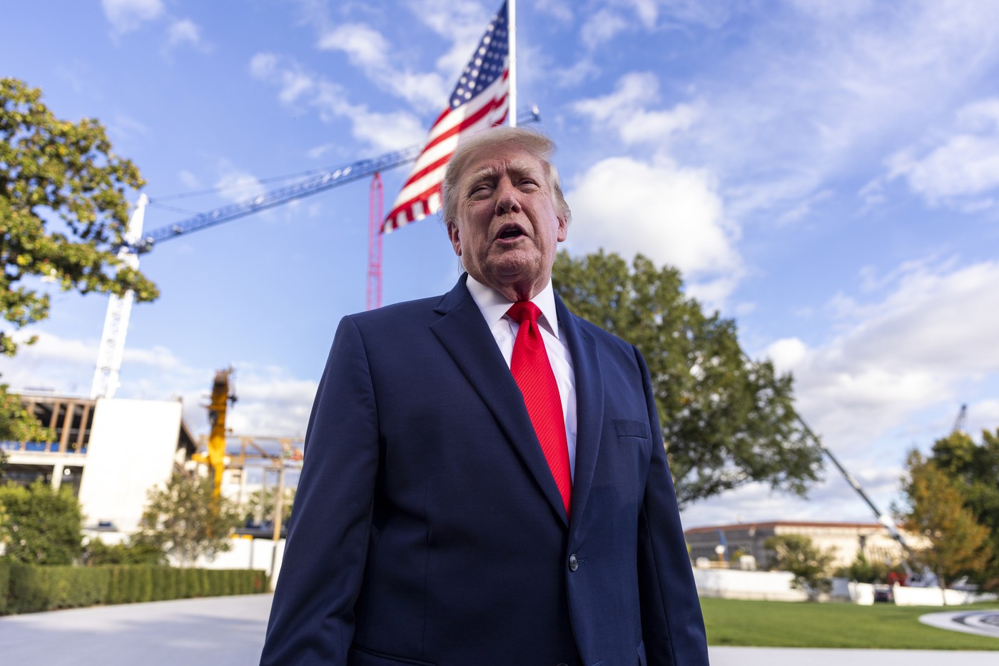 Donald Trump promite intervenția personală pentru asigurarea accesului Ucrainei la sistemele Starlink