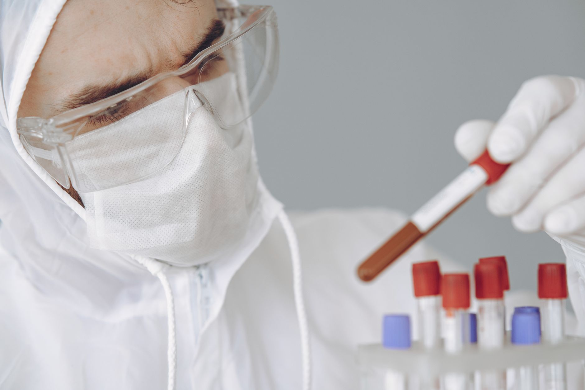 Extinderea epidemiei de Ebola în Africa: evaluarea riscurilor pentru România și Uniunea Europeană