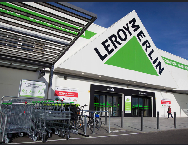 Kremlinul preia controlul asupra activelor Auchan, Nestlé și Leroy Merlin prin decret oficial