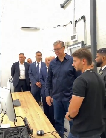 Serbia lansează producția de drone militare în parteneriat cu o companie de apărare din Israel