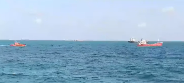 Marea Neagră devine cea mai periculoasă rută maritimă; Rusia își transferă petrolierele sub pavilion național