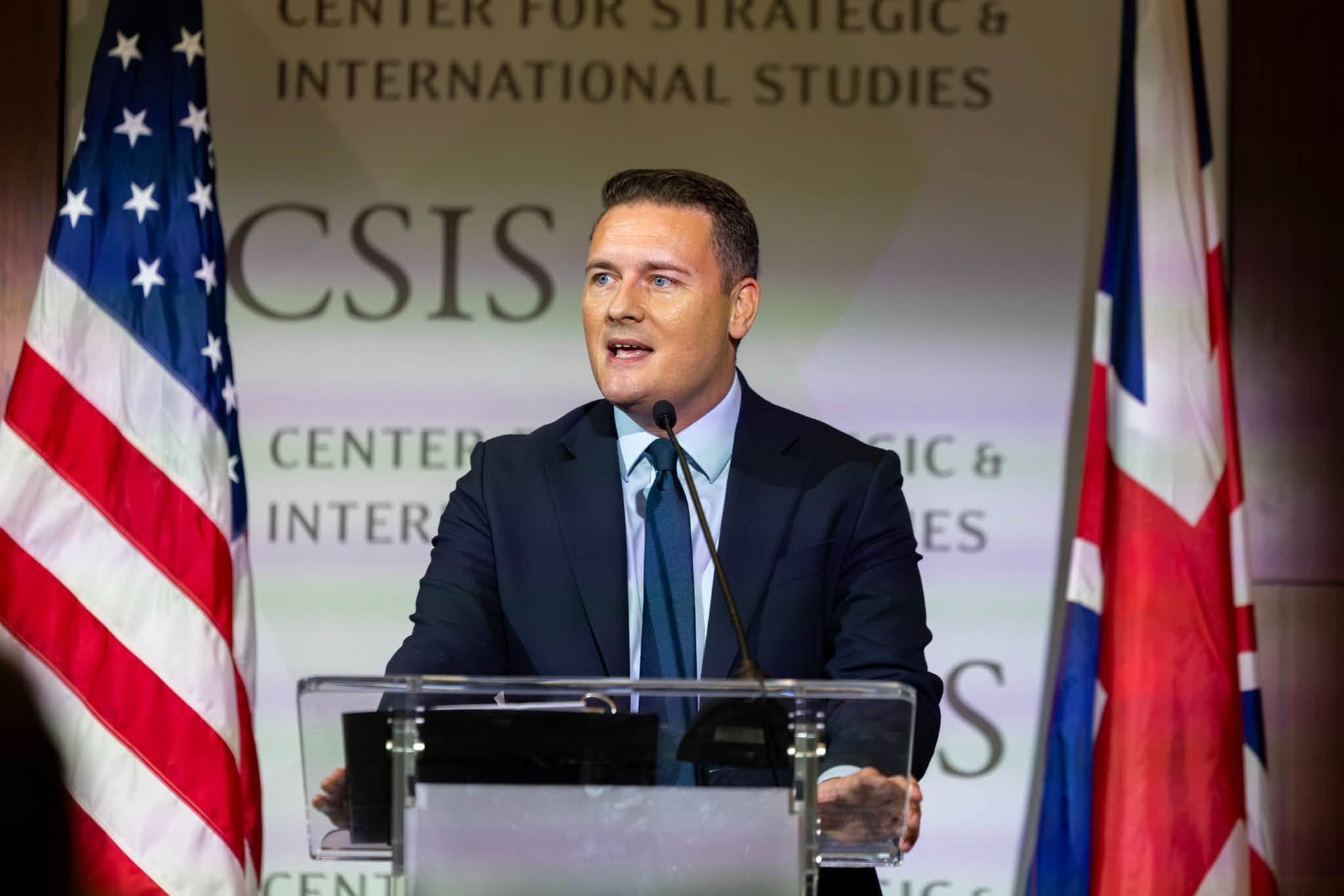 Avertisment de securitate din Marea Britanie: Adversarii NATO ar putea lansa un atac până în 2030