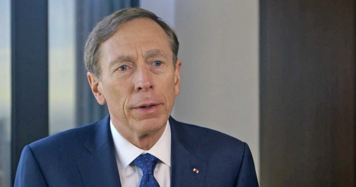 Armata SUA are nevoie de o reformă radicală pentru a înfrunta războiul modern, avertizează David Petraeus