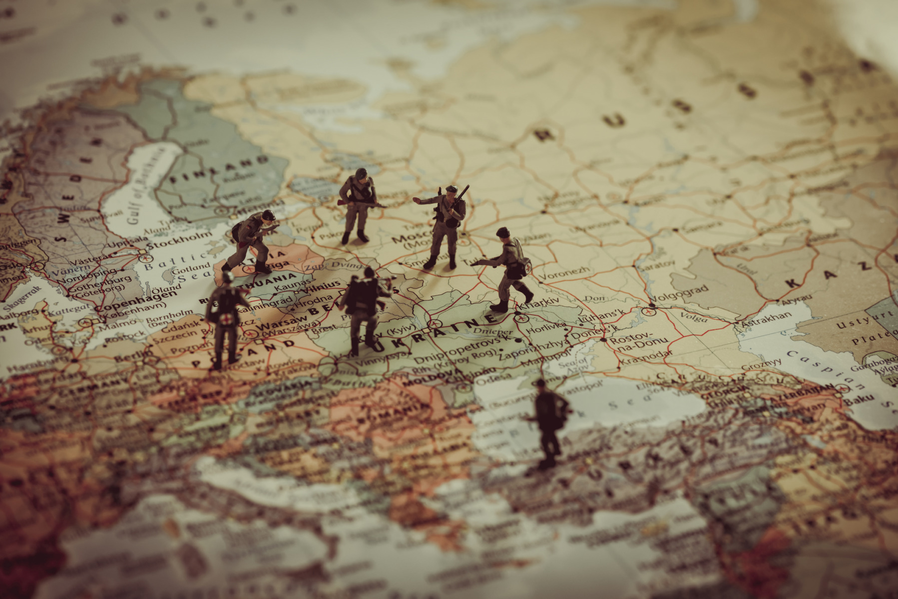 Avertisment de la Londra: NATO și Marea Britanie trebuie să fie pregătite pentru un conflict direct cu Rusia