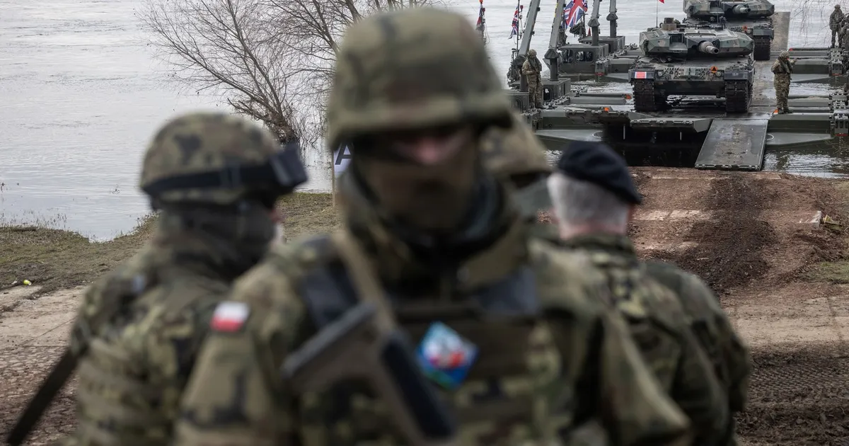 Acord militar major între Marea Britanie și Polonia pentru consolidarea Flancului Estic
