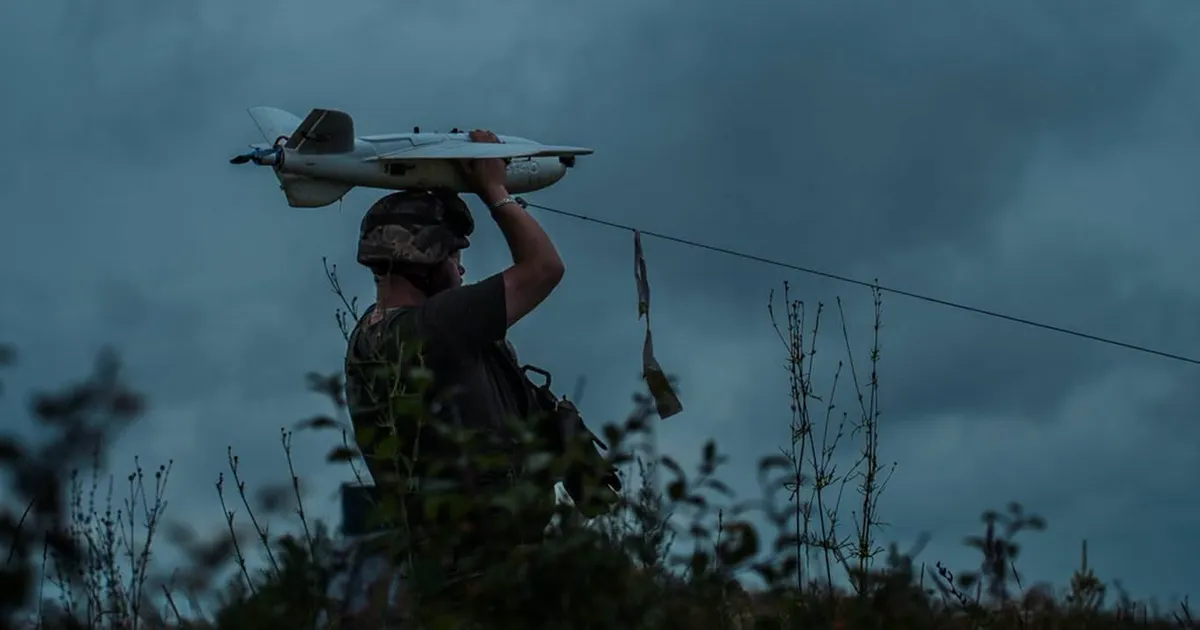 Atac masiv cu peste 600 de drone asupra Moscovei: explozii și restricții aeronautice