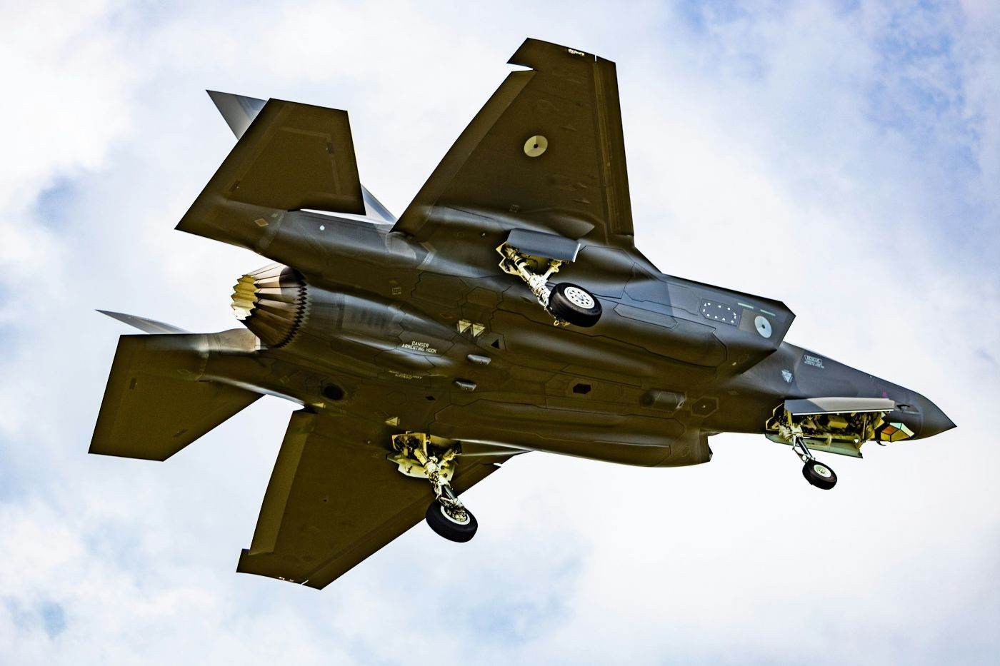 SUA și Japonia vor produce împreună rachete aer-aer pentru avioanele F-35