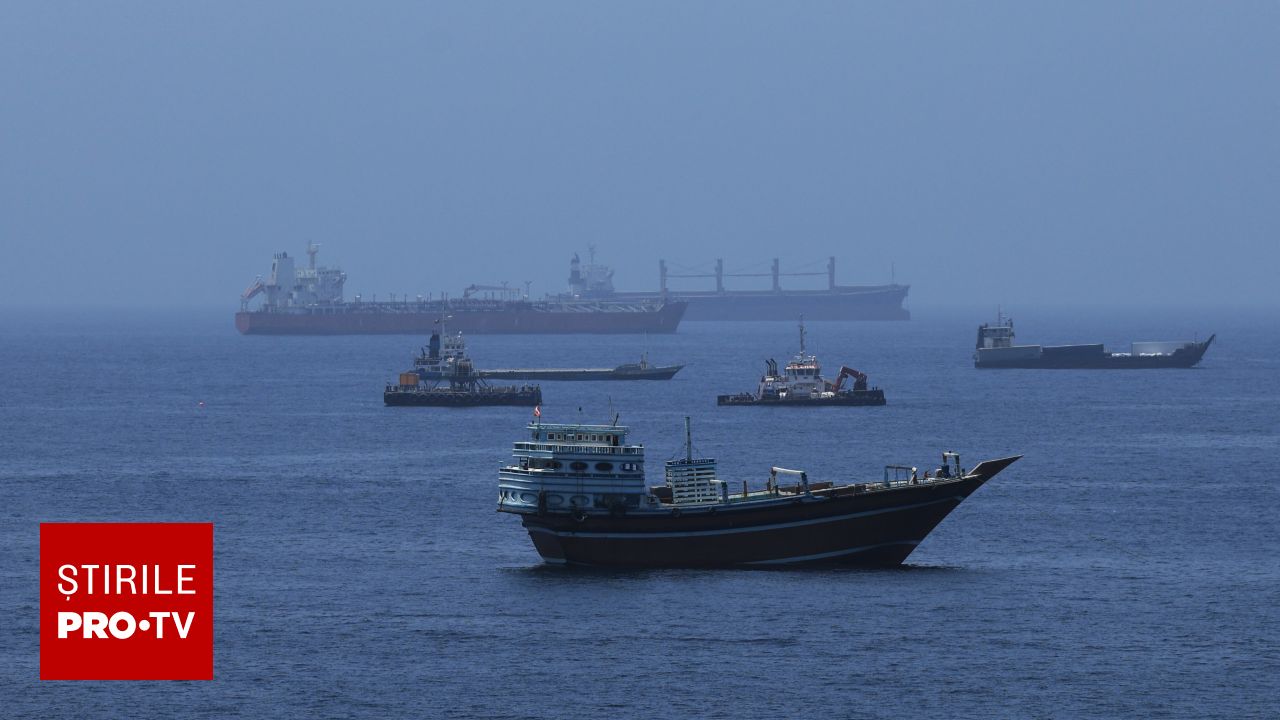 Patru petroliere au luat foc în Strâmtoarea Ormuz după impactul cu mine navale, conform armatei iraniene