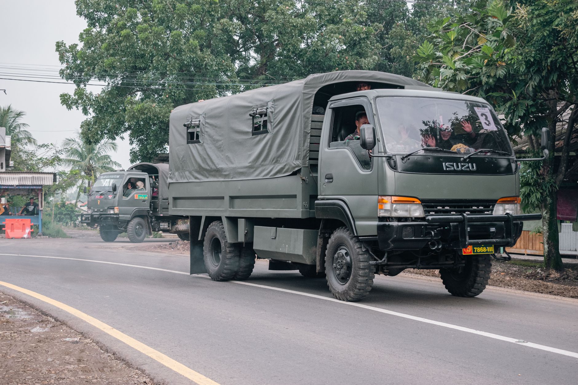 Convoi umanitar pornit spre orașul Oleșki, aflat sub controlul forțelor ruse