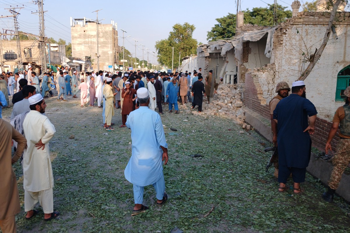 Atentat cu mașină-capcană în nord-vestul Pakistanului: 17 mor și 70 de persoane sunt rănite