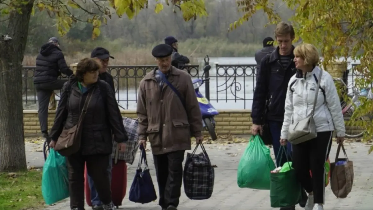 Evacuarea locuitorilor din orașul ocupat Oleșki: civililor ucraineni le-a fost permis accesul pe teritoriul controlat de Kiev