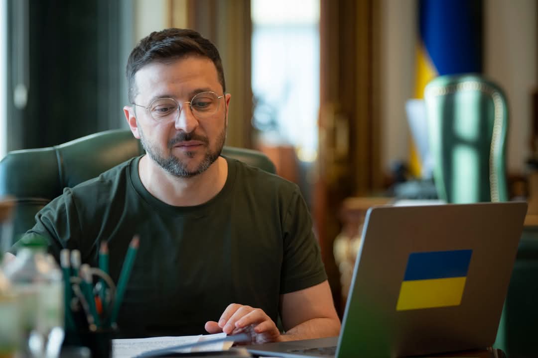 Zelenski solicită lui Donald Trump impunerea unor sancțiuni severe împotriva Rusiei pentru limitarea rachetelor