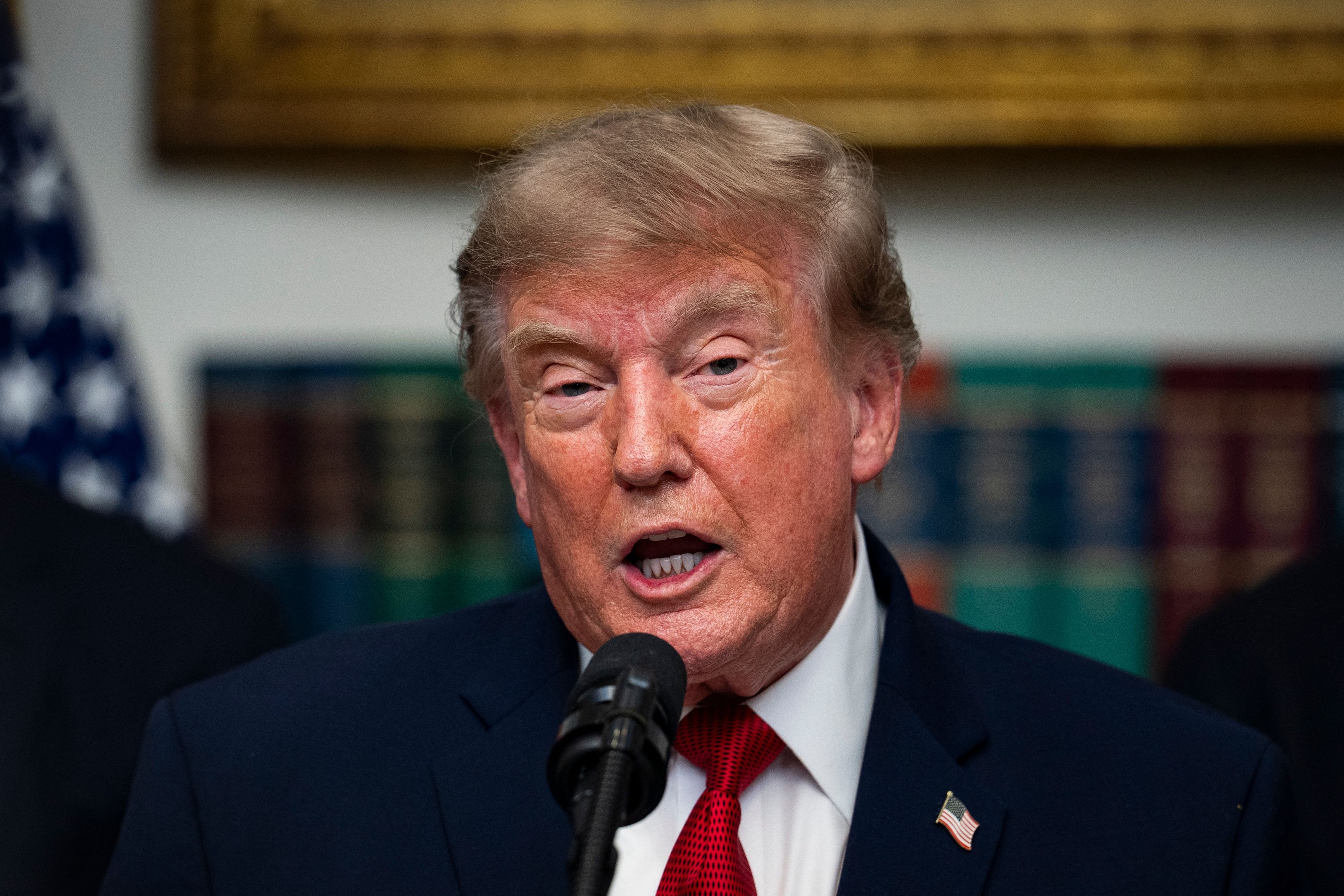 Donald Trump a promulgat legea de sancționare a Rusiei: scopul este izolarea economică a Moscovei