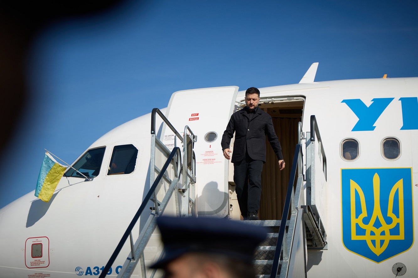 Zelenski pleacă de la Suceava spre New York pentru întâlnirea cu Trump