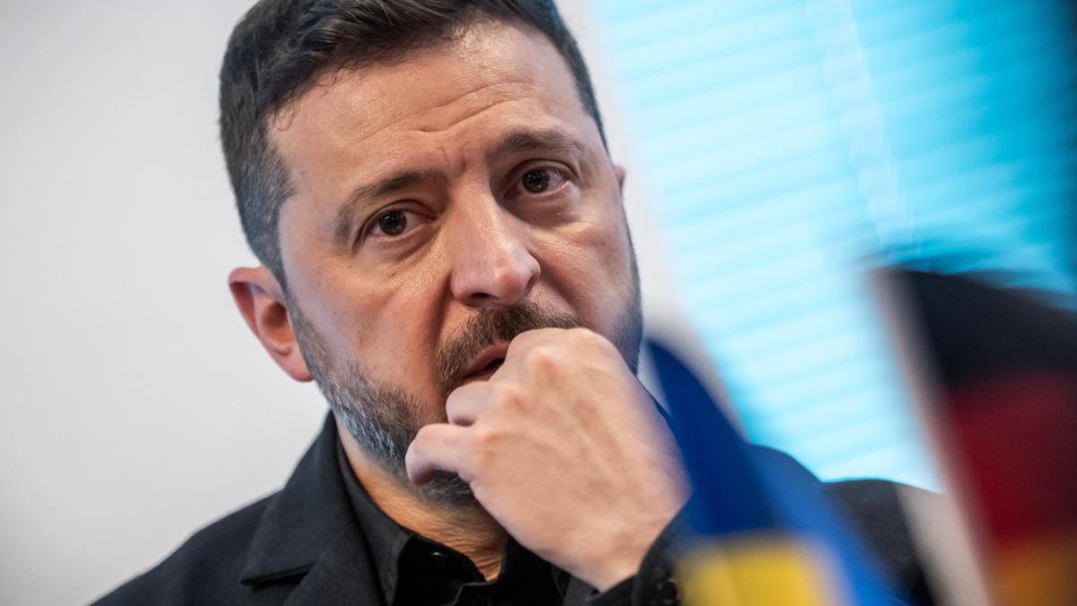 Mihailo Fedorov: Zelenski s-a răzgândit privind organizarea alegerilor după intenția lui Valeri Zalujnîi de a candida