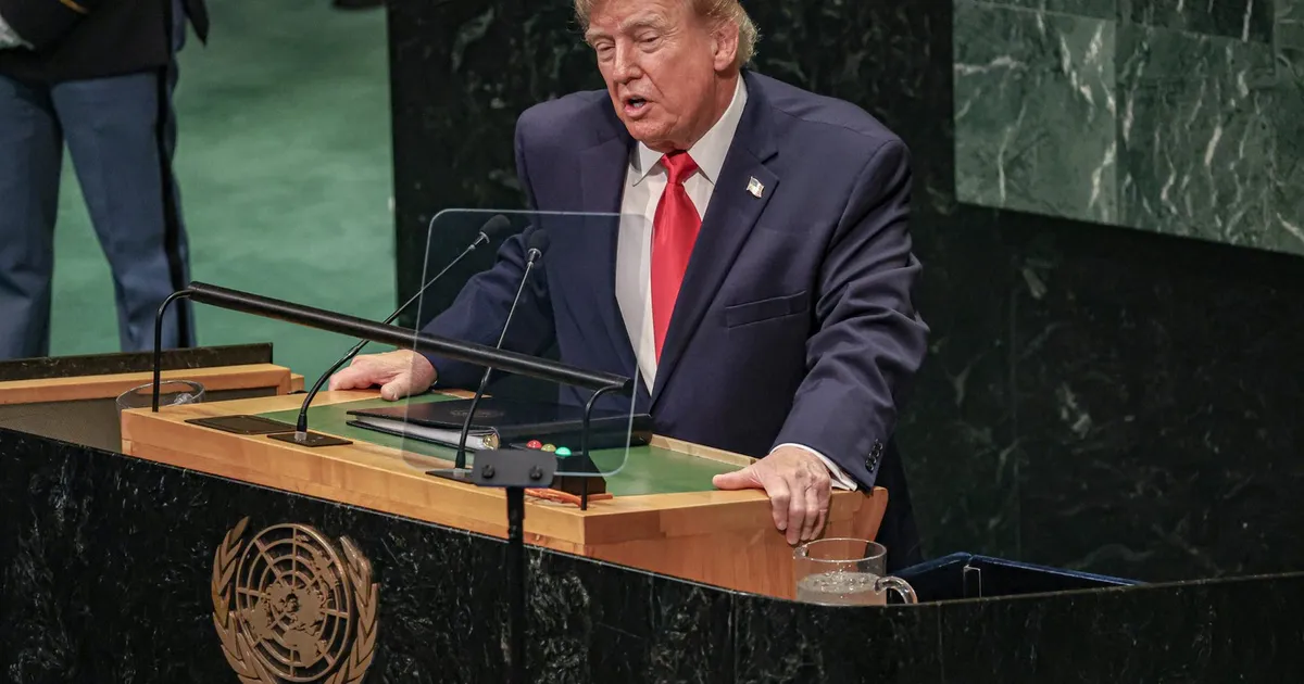 Trump amenință cu anihilarea Iranului dacă eșuează negocierile pentru deblocarea Strâmtorii Ormuz