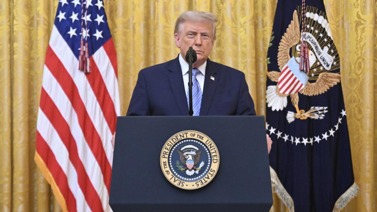Donald Trump cere Ucrainei oprirea atacurilor asupra rafinăriilor rusești pentru a proteja prețul motorinei