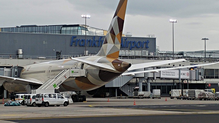 Amenințări de la Teheran: Iranul vrea să paralizeze aeroporturile țărilor vecine care aplică sancțiuni