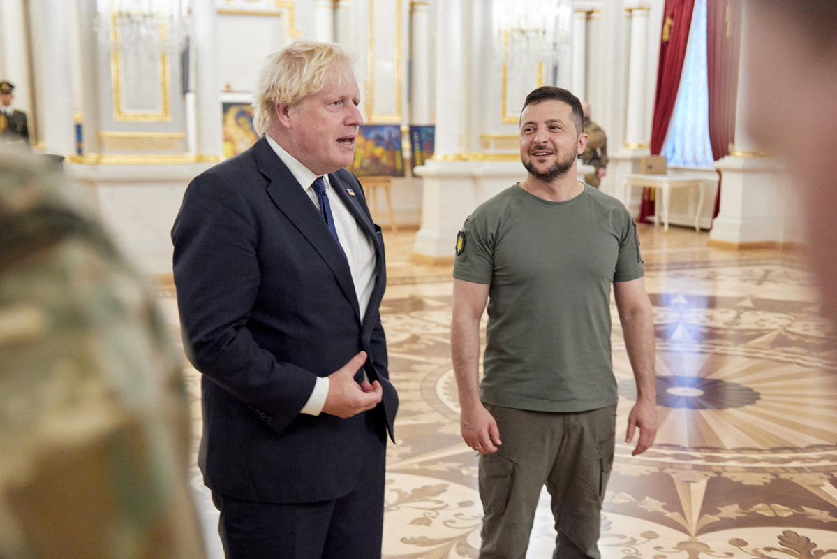 Atac cu dronă rusească în apropierea graniței cu Polonia: Boris Johnson și David Petraeus au fost în zonă