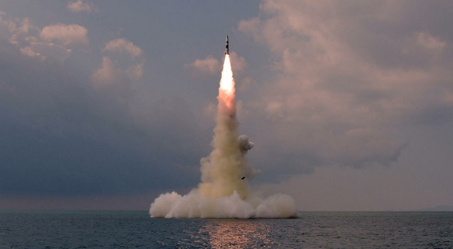 Coreea de Nord confirmă intenția de a menține arsenalul nuclear permanent pe peninsulă