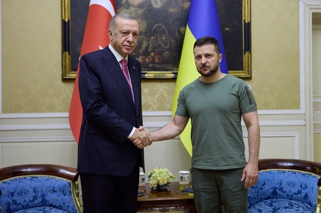 Erdogan solicită măsuri urgente pentru securitatea navelor comerciale din Marea Neagră