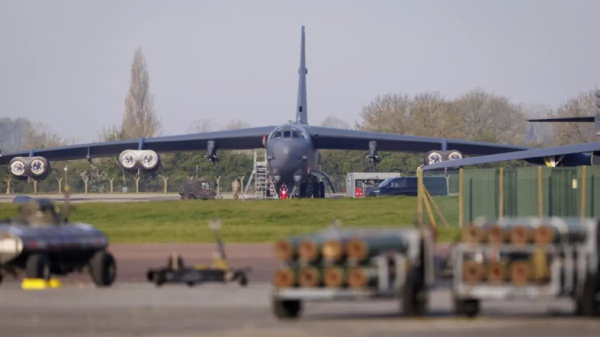 Arestări în Marea Britanie: Suspecți de terorism ținteau o bază aeriană americană din Gloucestershire