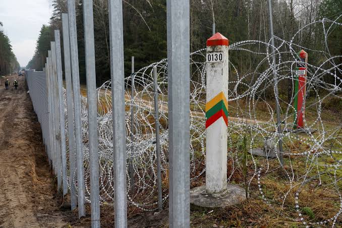 Plan de evacuare a civililor din statele baltice către Polonia în cazul unei crize militare