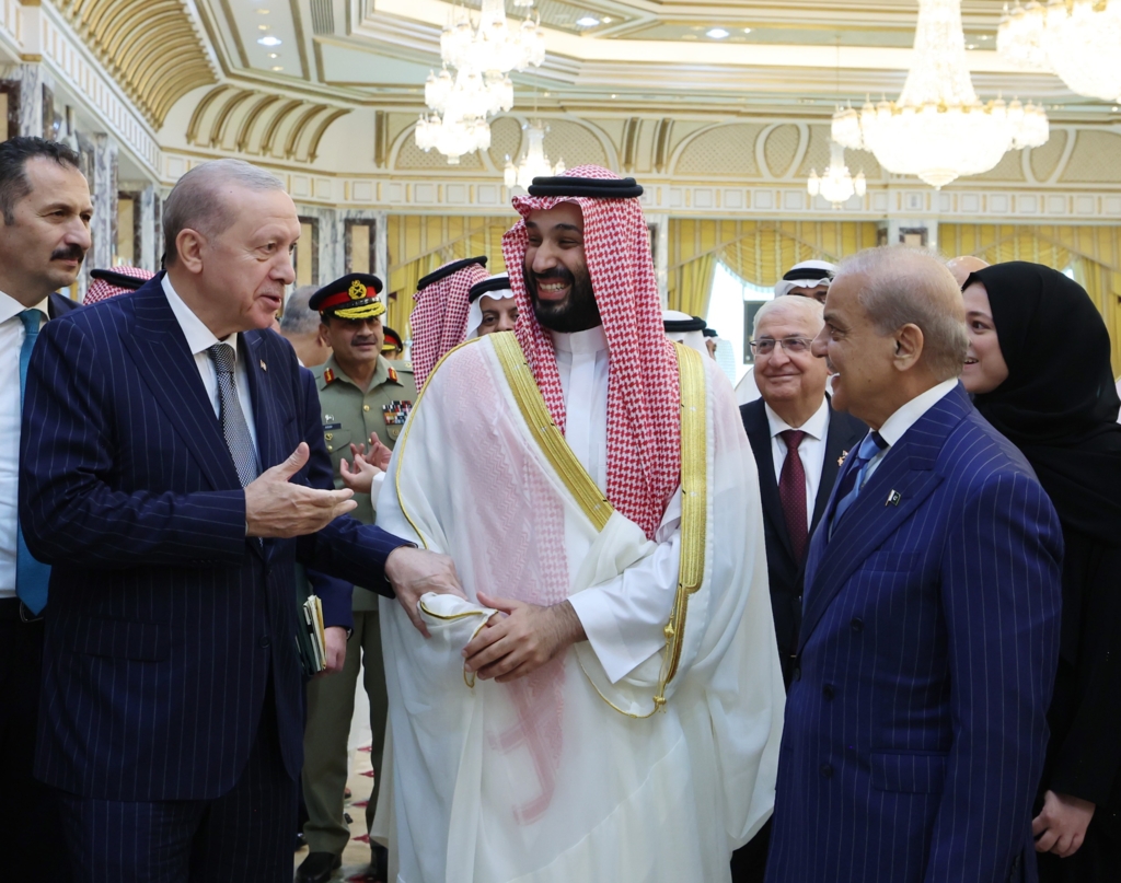 Testul de foc pentru Pactul de la Mecca: Alianța de apărare dintre Arabia Saudită, Turcia și Pakistan e sub presiune