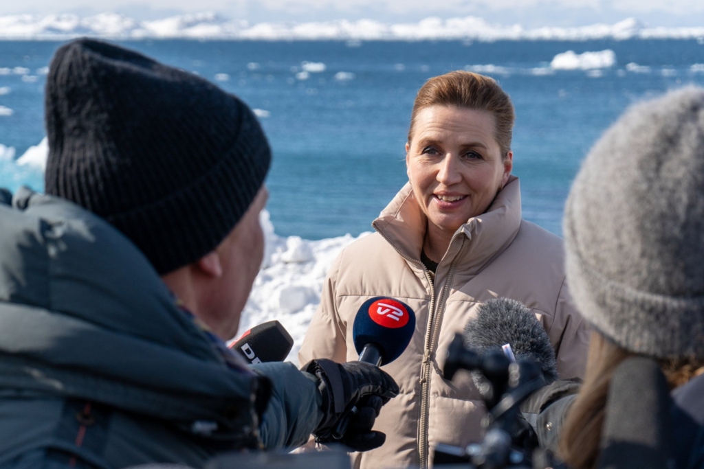 Planul SUA pentru Groenlanda: Mette Frederiksen exprimă un optimism prudent privind discuțiile cu deținătorii de bază