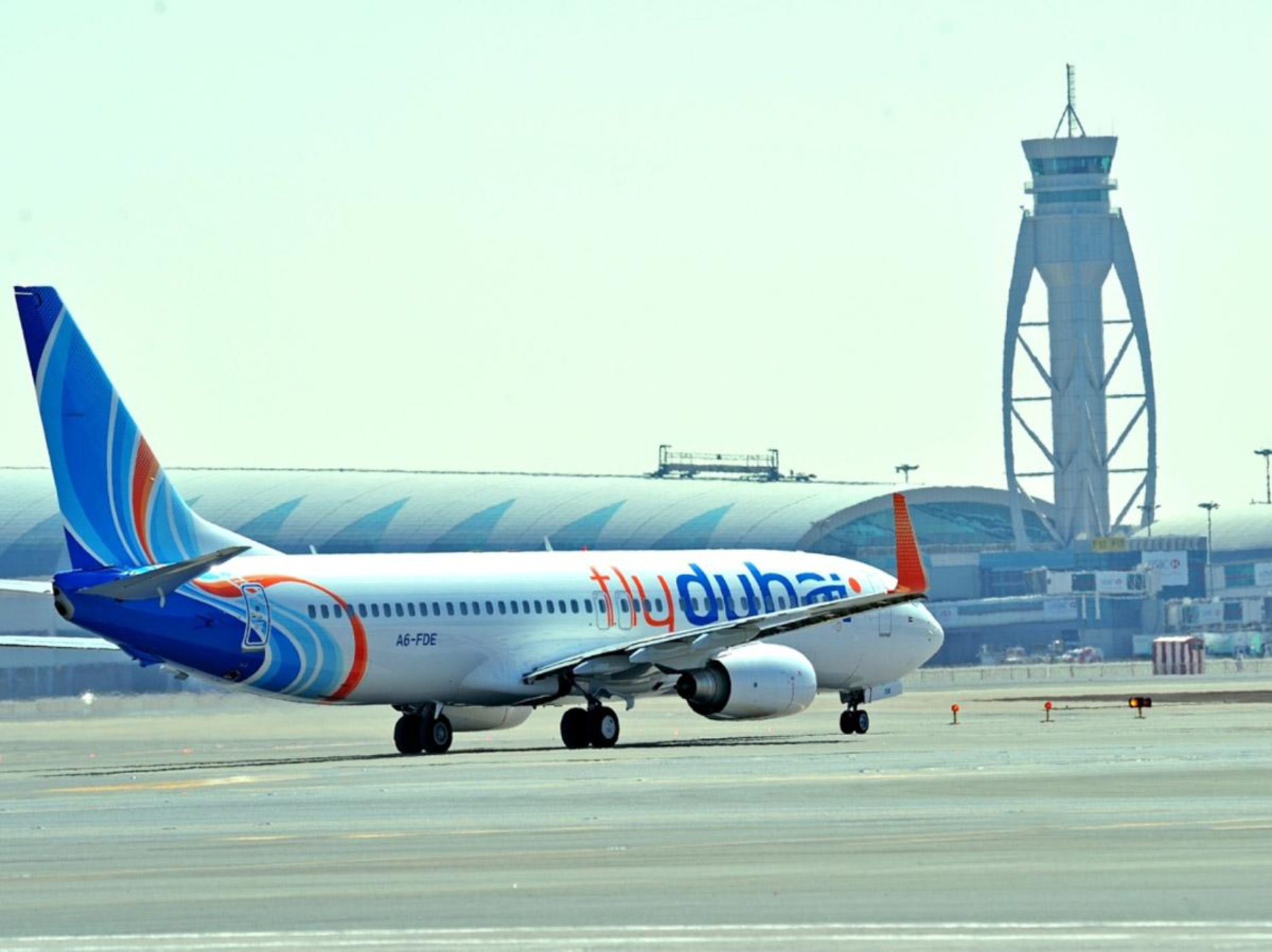 Incident violent la bordul unui avion Flydubai: piloții s-au luptat în cockpit, Israelul a ridicat avioane de luptă