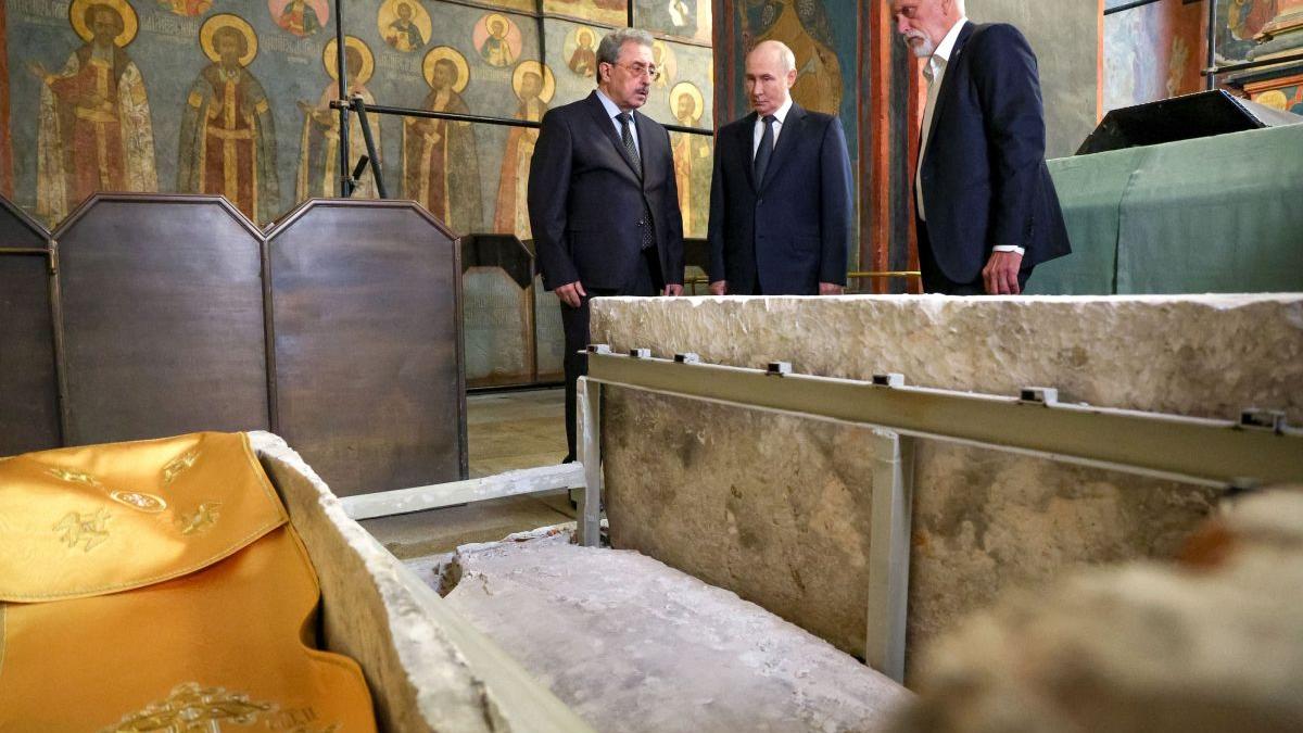 Relicvele lui Dmitri Donskoi ar fi fost abandonate de armata rusă în Donețk în timpul unui atac