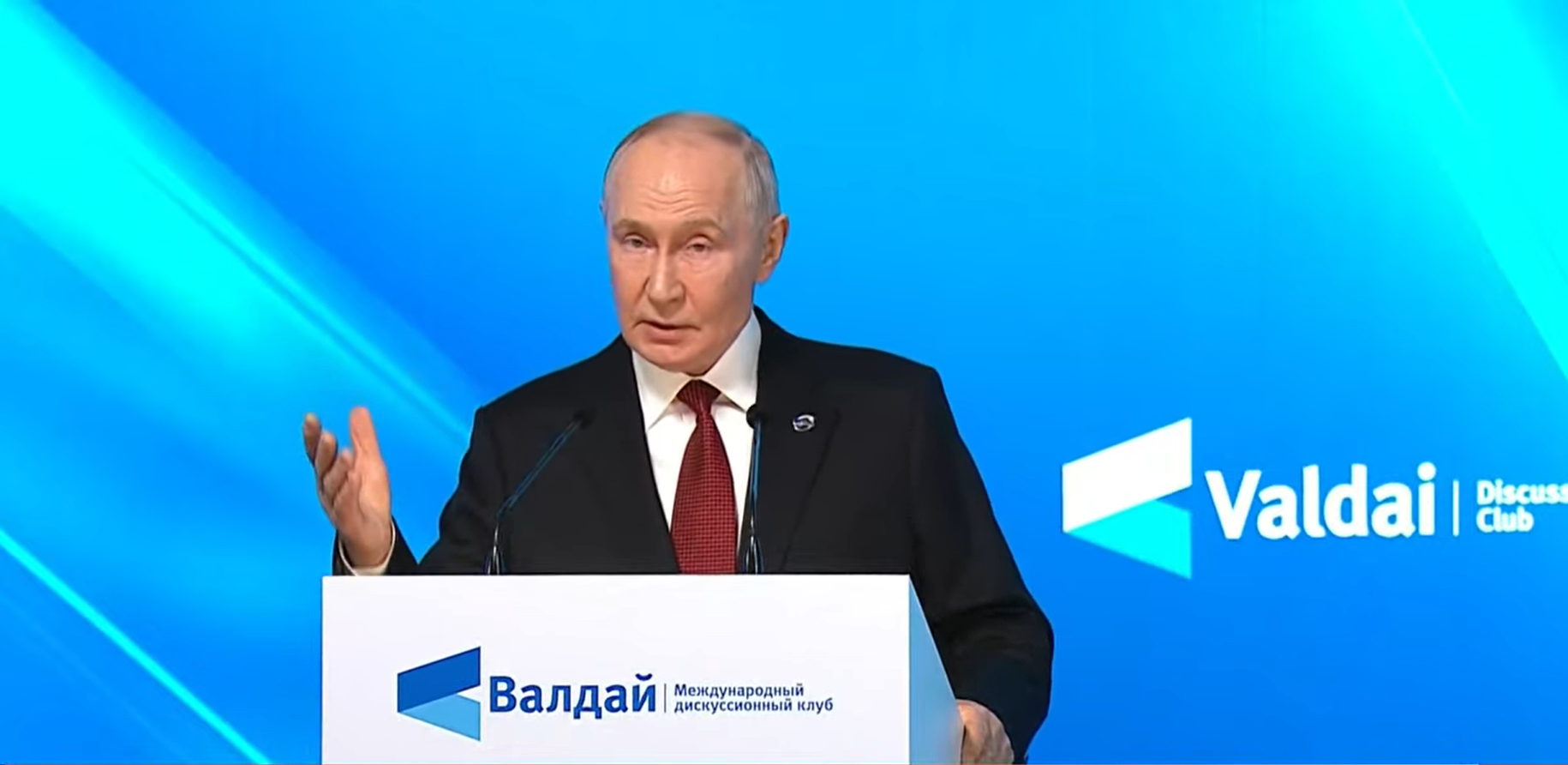 Vladimir Putin avertizează că Rusia va folosi arsenalul complet în cazul unui atac asupra Kaliningradului