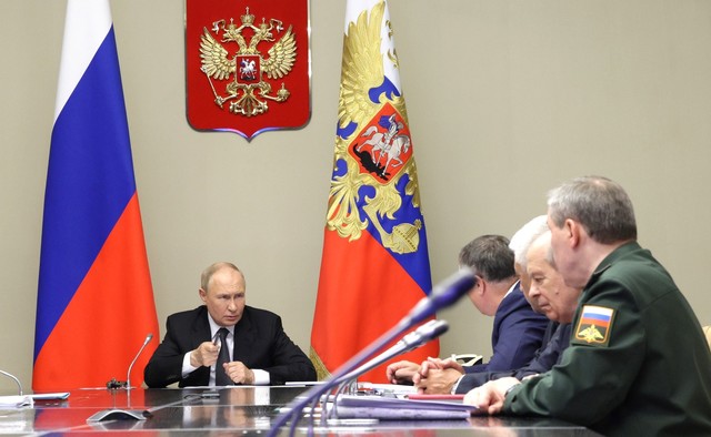 Rusia pregătește un război de lungă durată prin creșteri record ale bugetului militar