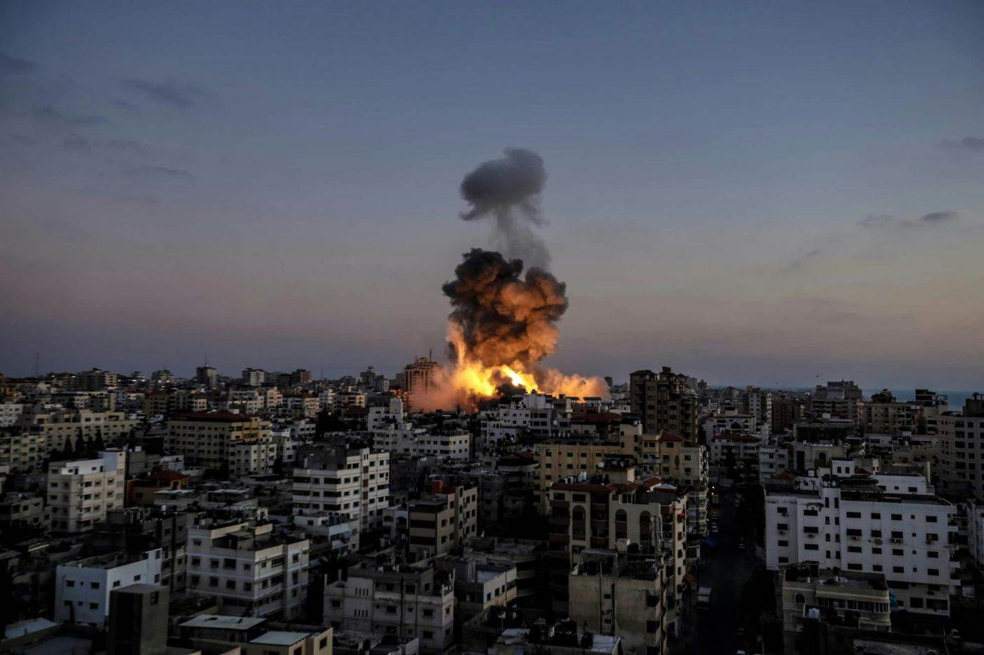 Șase angajați UNRWA au fost uciși într-un atac asupra unei școli din Gaza