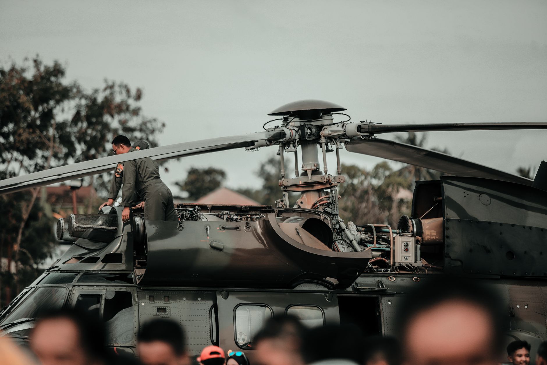 Elicopter Mi-8 rus doborât de propriile sisteme de apărare aeriană în timpul unui atac